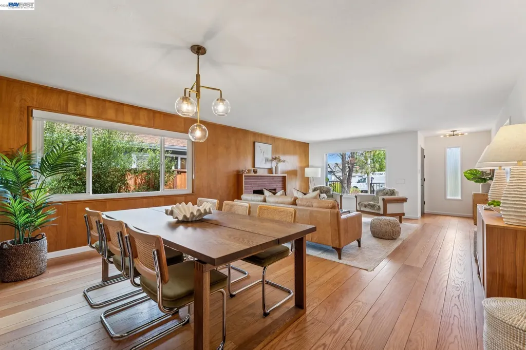 3280 Adams Street Alameda CA 94501