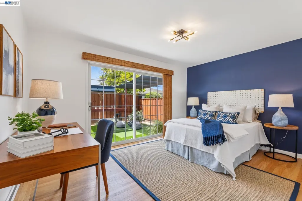 3280 Adams Street Alameda CA 94501