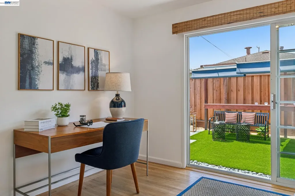3280 Adams Street Alameda CA 94501