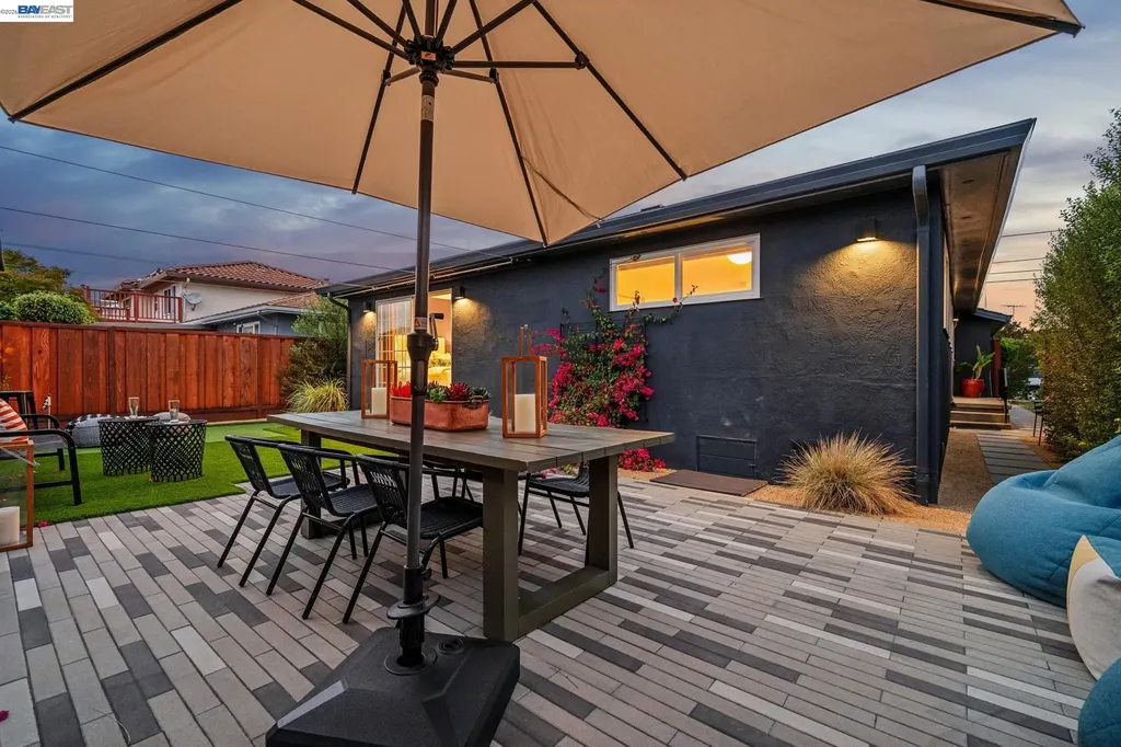 3280 Adams Street Alameda CA 94501