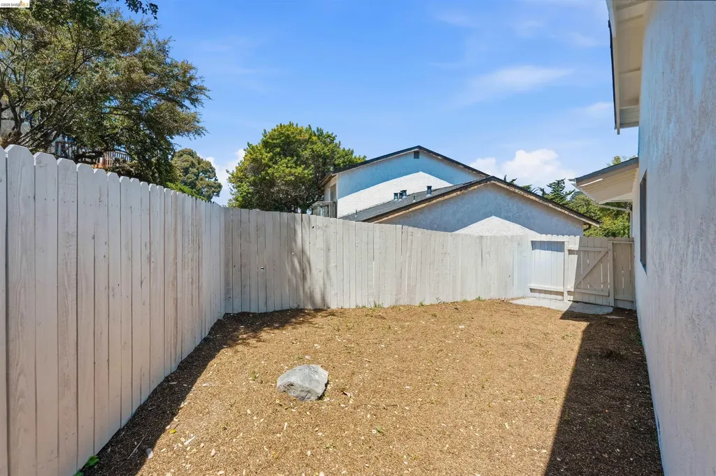 1072 View Drive Richmond CA 94803
