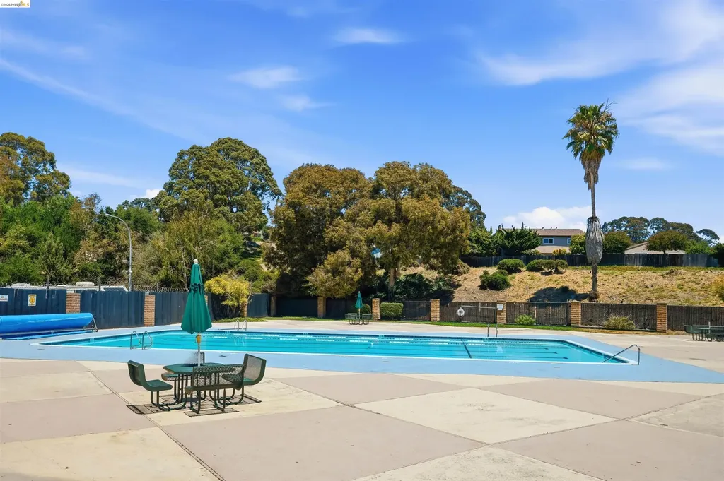 1072 View Drive Richmond CA 94803