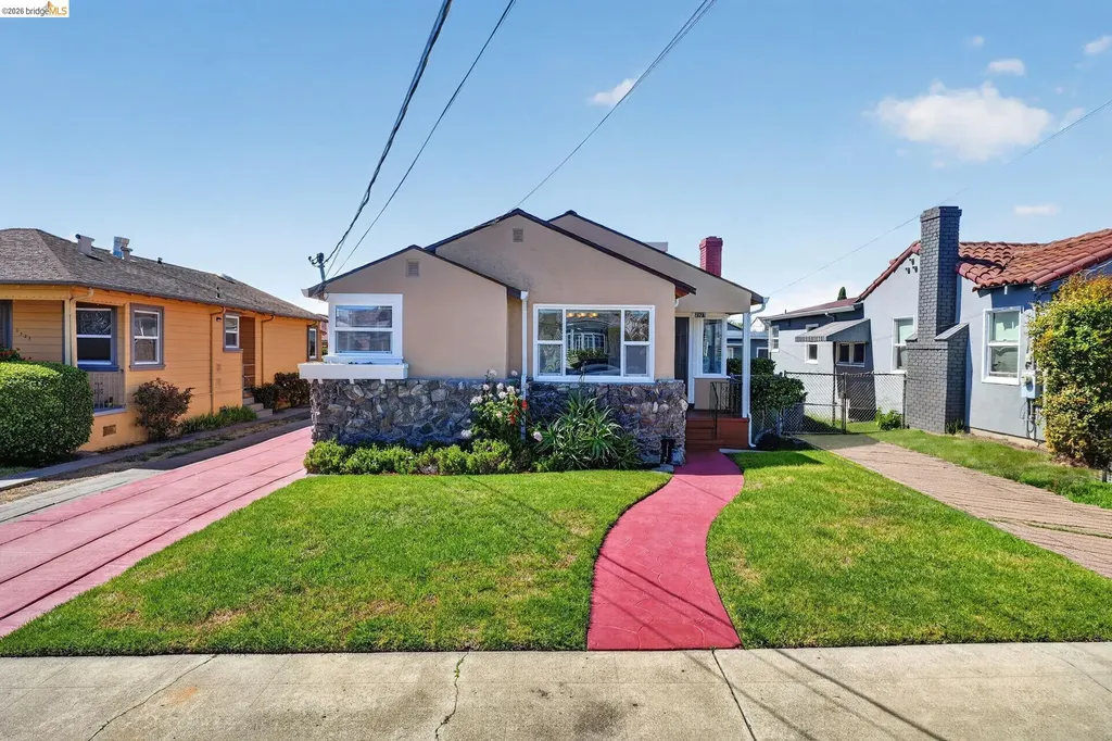 2327 Maywood Avenue Oakland CA 94605