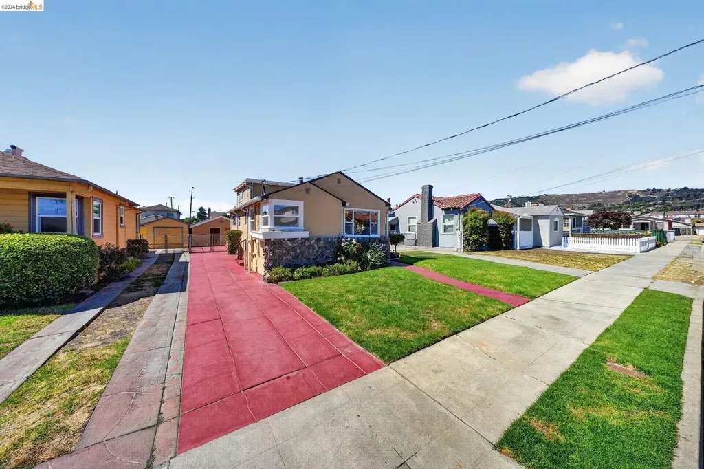 2327 Maywood Avenue Oakland CA 94605