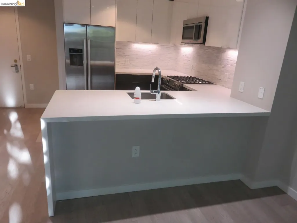 10 Kennedy Place San Francisco CA 94124