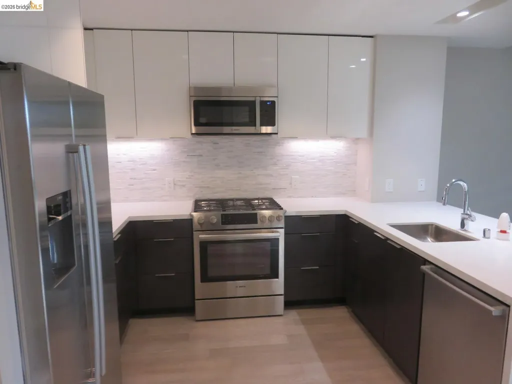 10 Kennedy Place San Francisco CA 94124