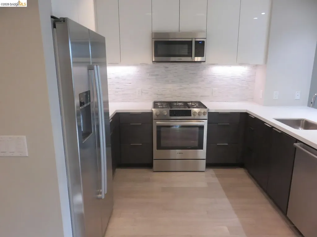 10 Kennedy Place San Francisco CA 94124