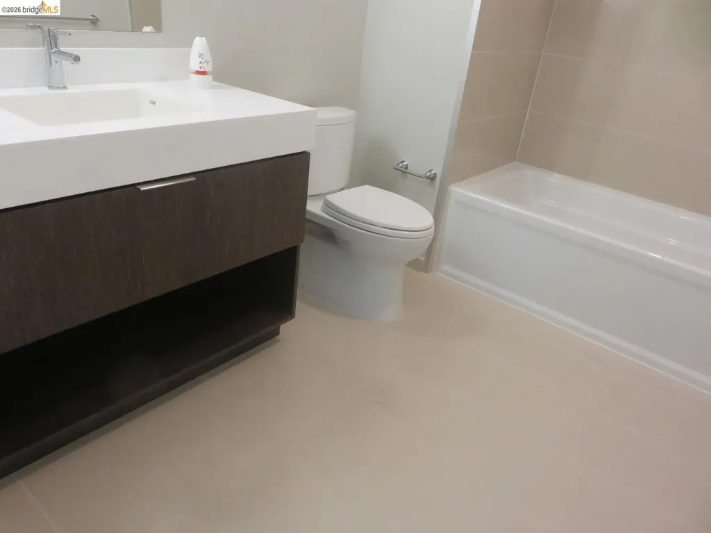 10 Kennedy Place San Francisco CA 94124