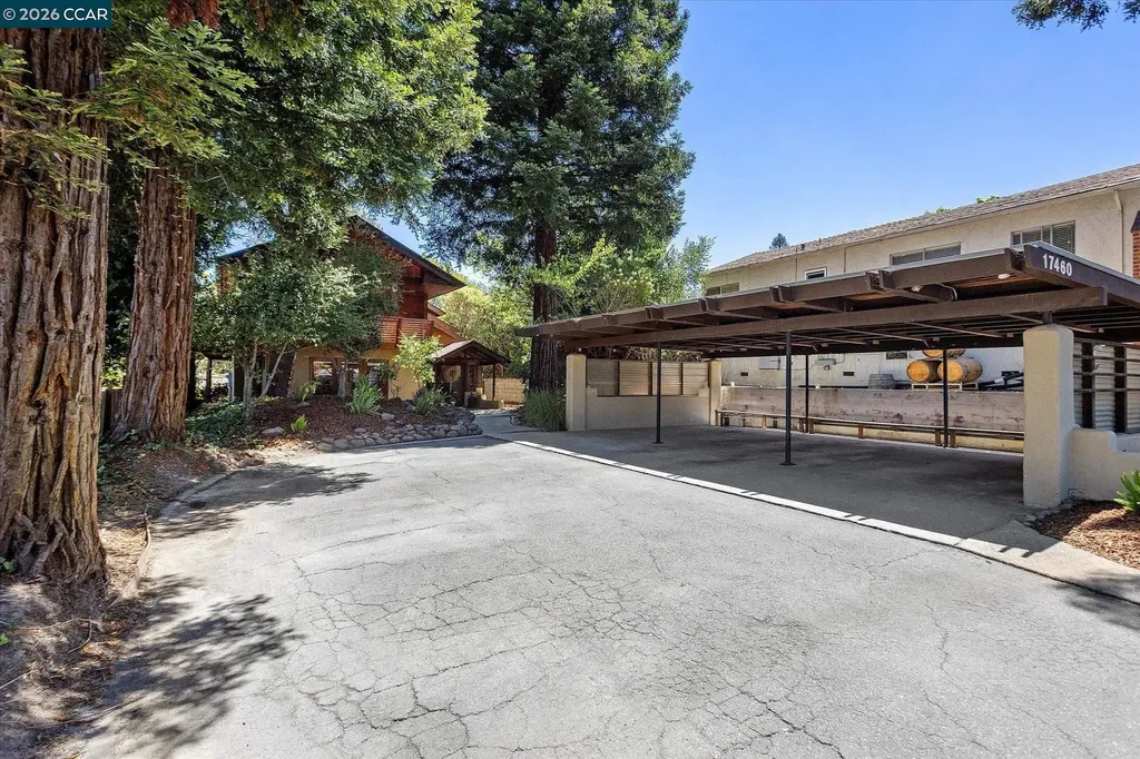 17460 Vineyard Road Castro Valley CA 94546