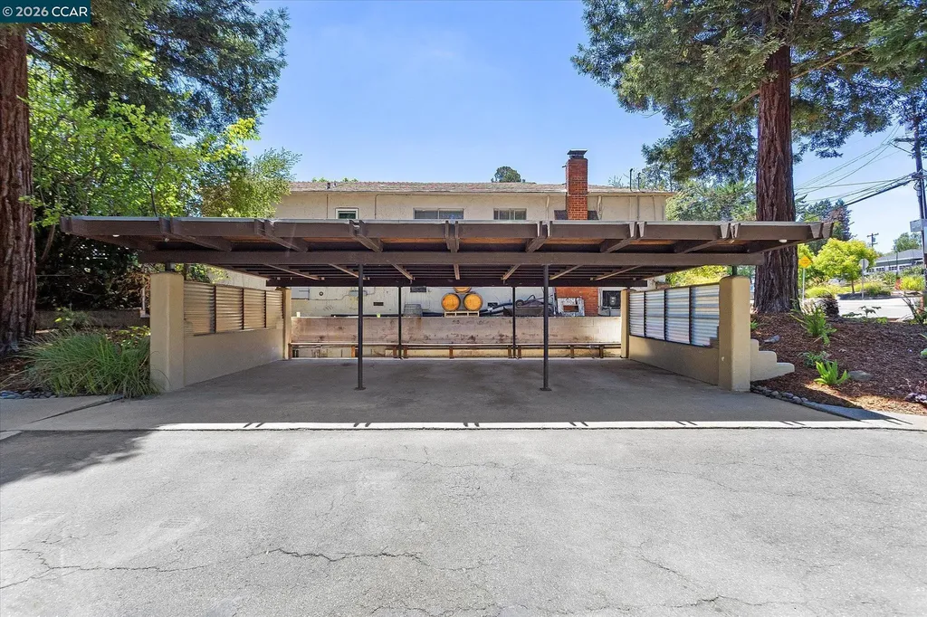 17460 Vineyard Road Castro Valley CA 94546