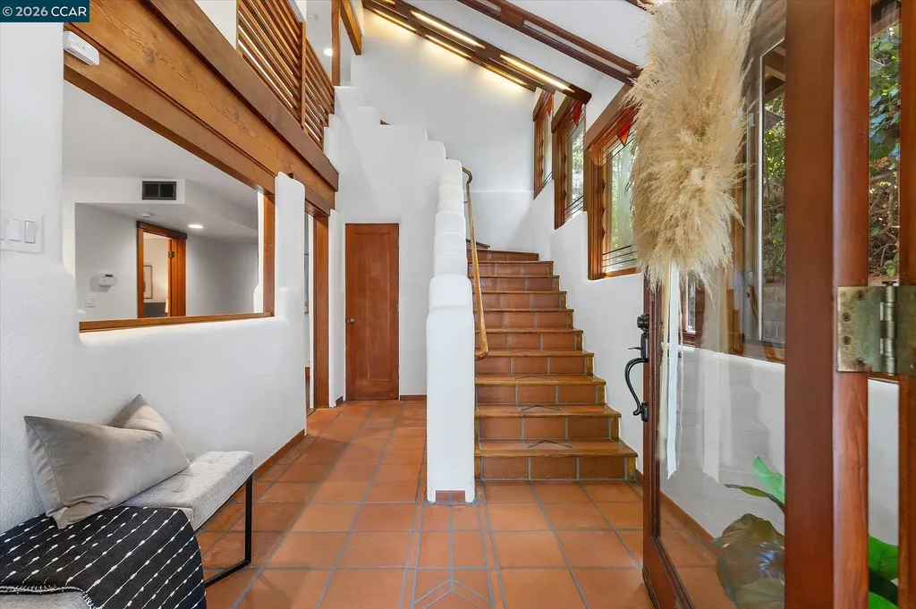 17460 Vineyard Road Castro Valley CA 94546