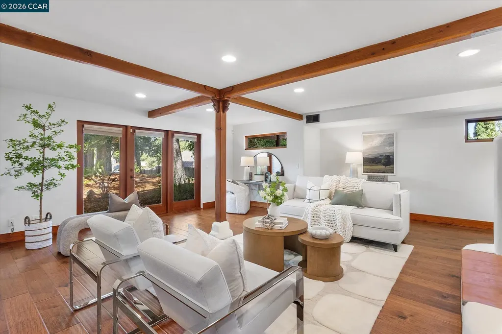 17460 Vineyard Road Castro Valley CA 94546