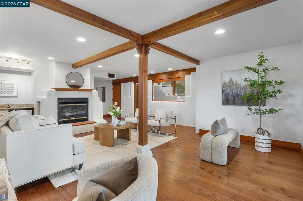 17460 Vineyard Road Castro Valley CA 94546