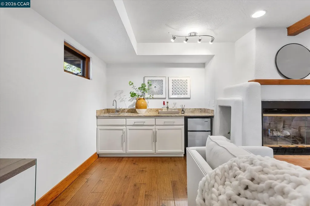 17460 Vineyard Road Castro Valley CA 94546