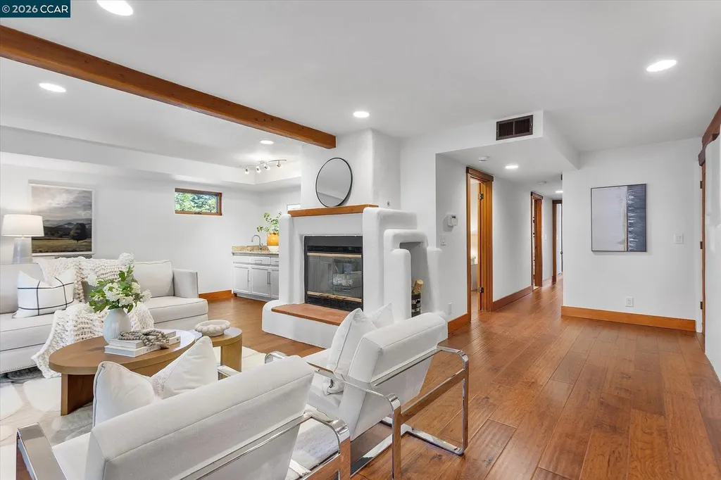17460 Vineyard Road Castro Valley CA 94546