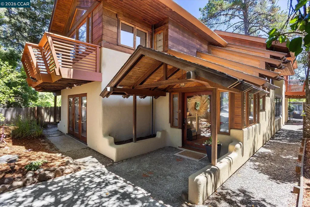 17460 Vineyard Road Castro Valley CA 94546