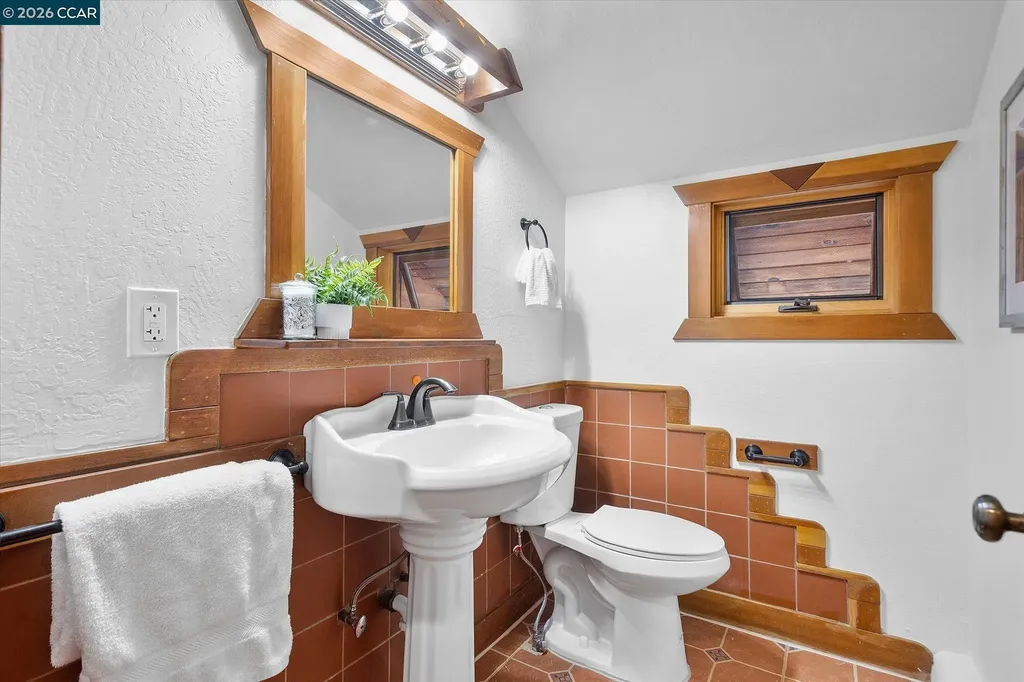 17460 Vineyard Road Castro Valley CA 94546