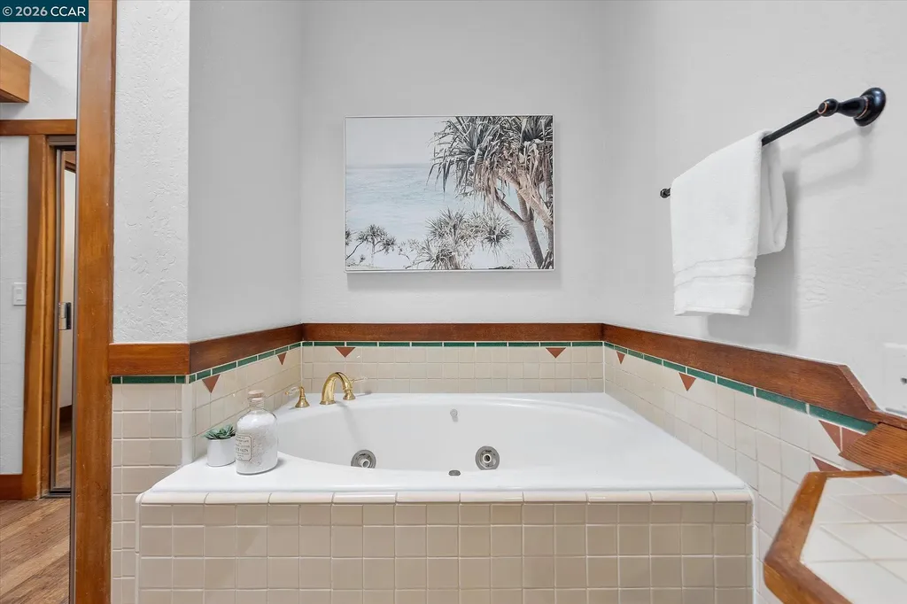 17460 Vineyard Road Castro Valley CA 94546