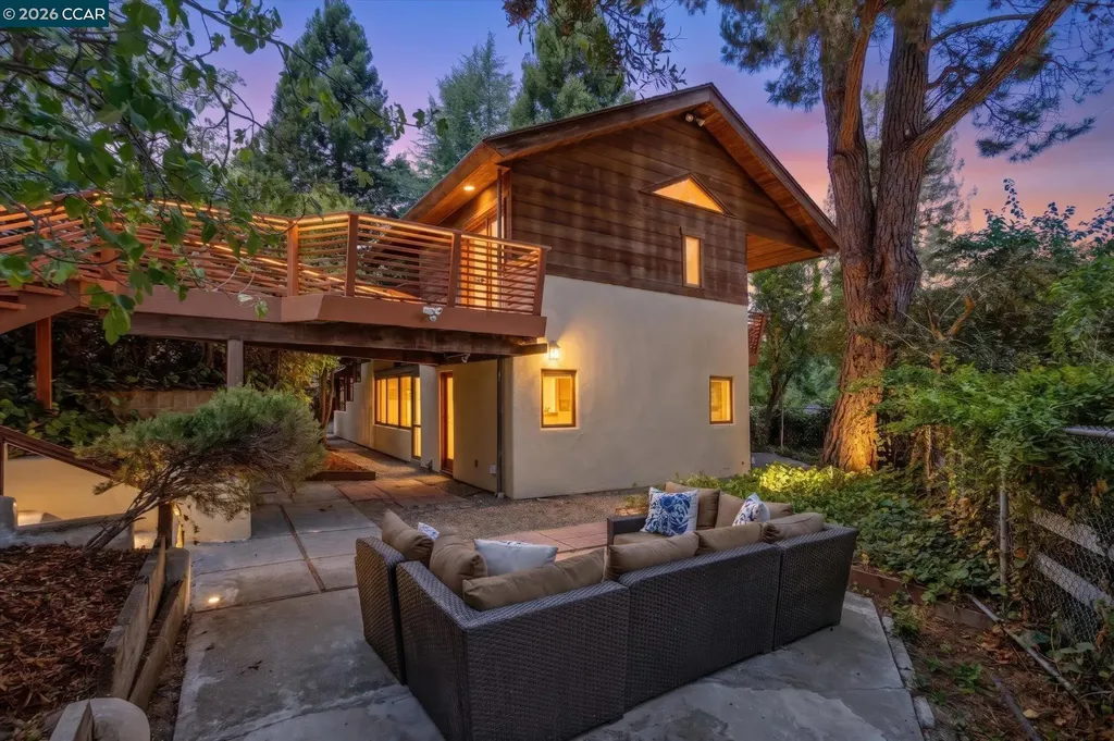 17460 Vineyard Road Castro Valley CA 94546