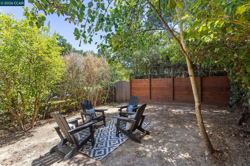 17460 Vineyard Road Castro Valley CA 94546