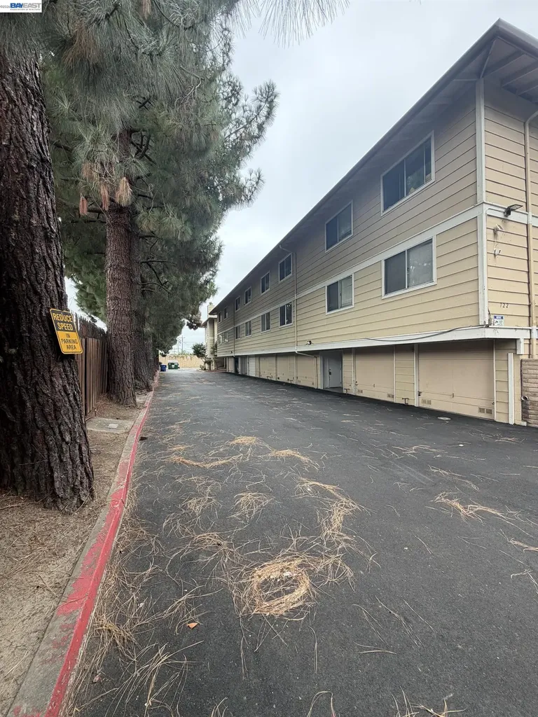722 Kino Court Hayward CA 94544