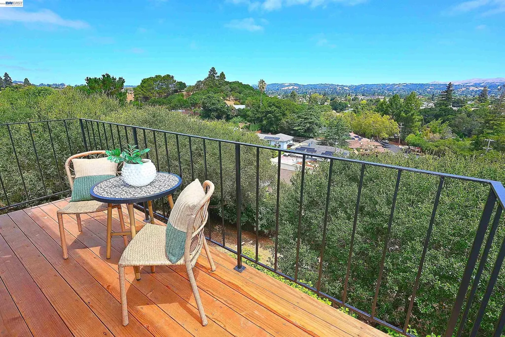 21714 Shadyspring Road Castro Valley CA 94546