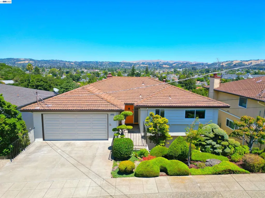 21714 Shadyspring Road Castro Valley CA 94546