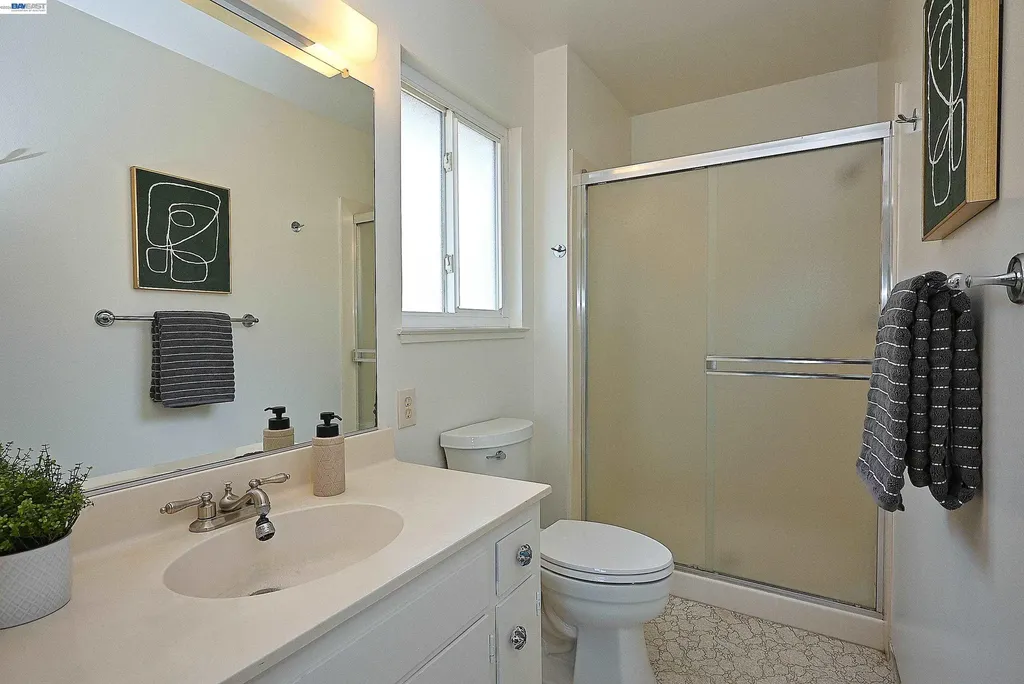 21714 Shadyspring Road Castro Valley CA 94546