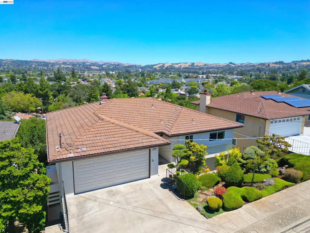 21714 Shadyspring Road Castro Valley CA 94546