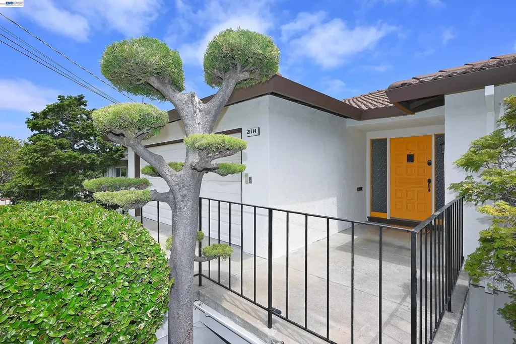21714 Shadyspring Road Castro Valley CA 94546