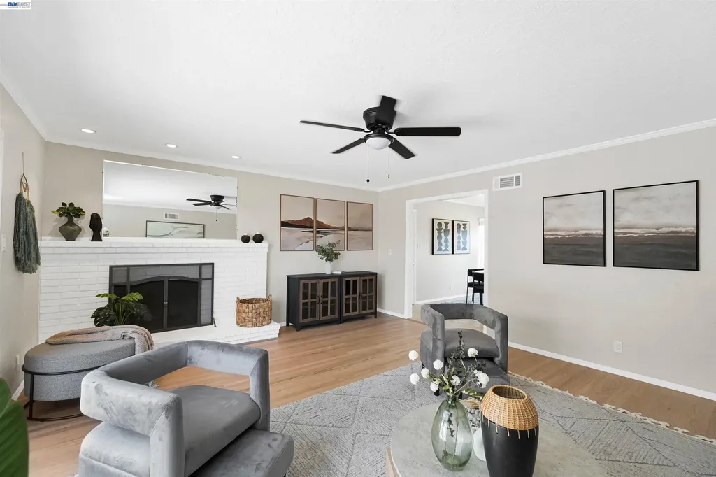 2053 Trafalgar Avenue Hayward CA 94545