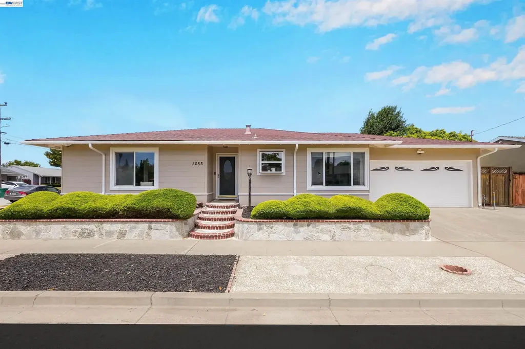 2053 Trafalgar Avenue Hayward CA 94545