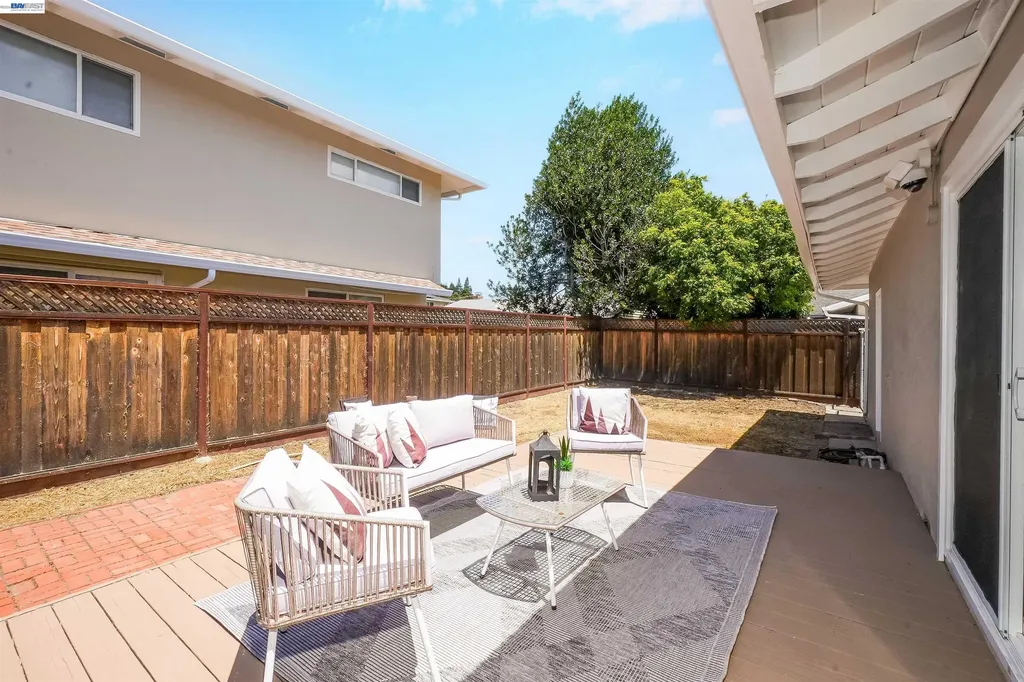 2053 Trafalgar Avenue Hayward CA 94545