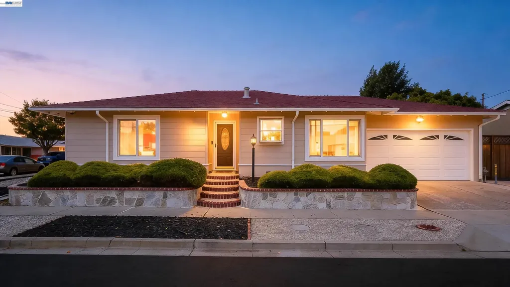 2053 Trafalgar Avenue Hayward CA 94545