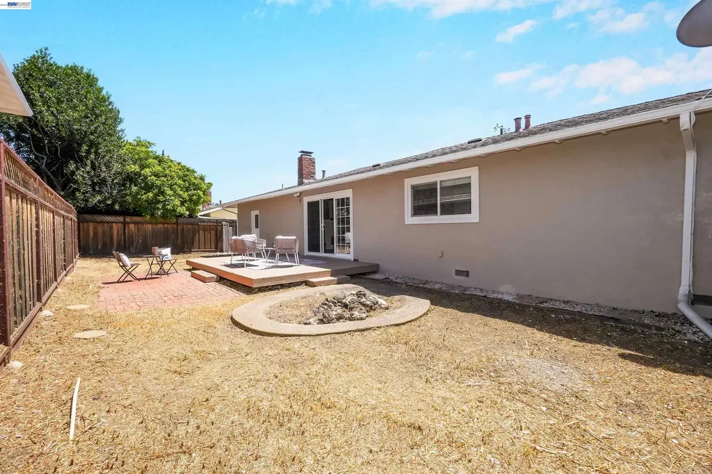 2053 Trafalgar Avenue Hayward CA 94545
