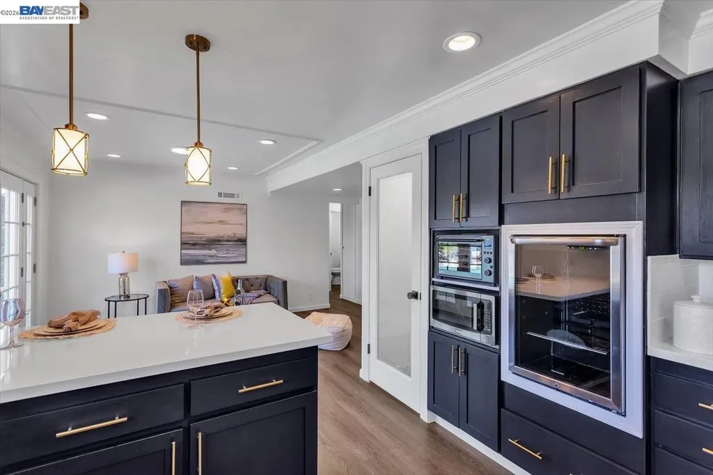 612 Fortress Isle Alameda CA 94501