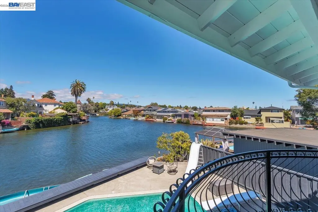 612 Fortress Isle Alameda CA 94501