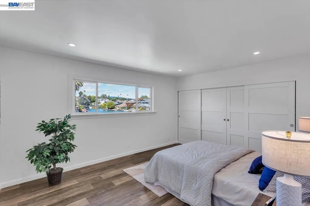612 Fortress Isle Alameda CA 94501