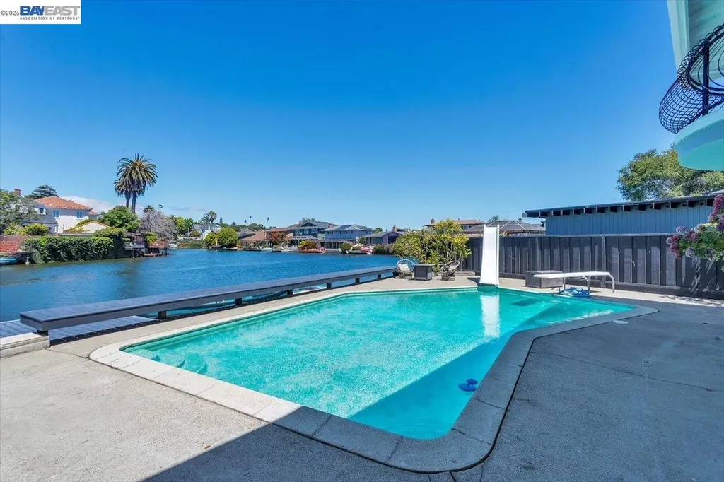 612 Fortress Isle Alameda CA 94501
