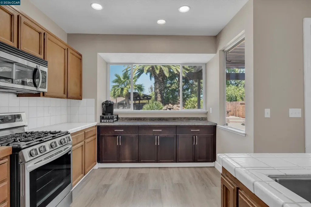 1806 Locke Court Oakley CA 94561