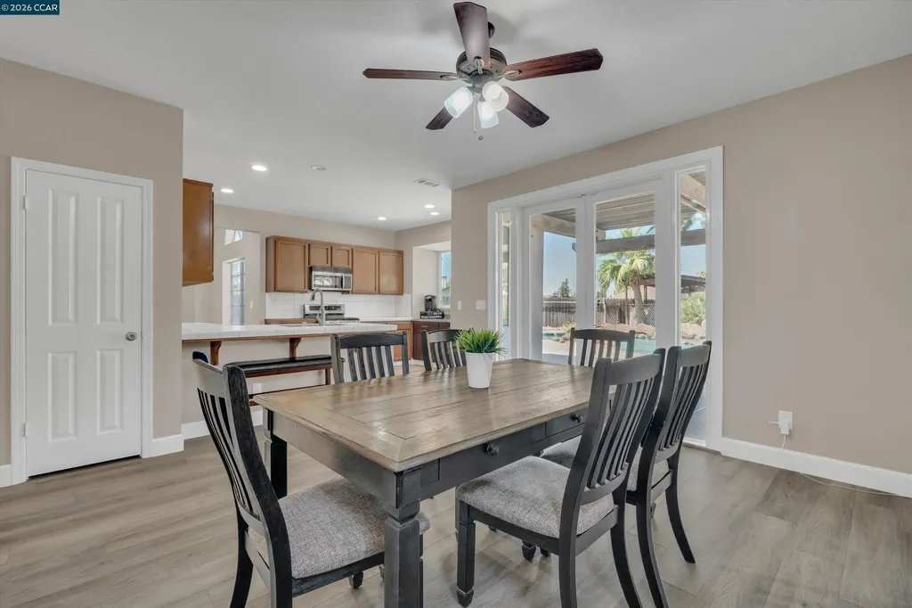 1806 Locke Court Oakley CA 94561