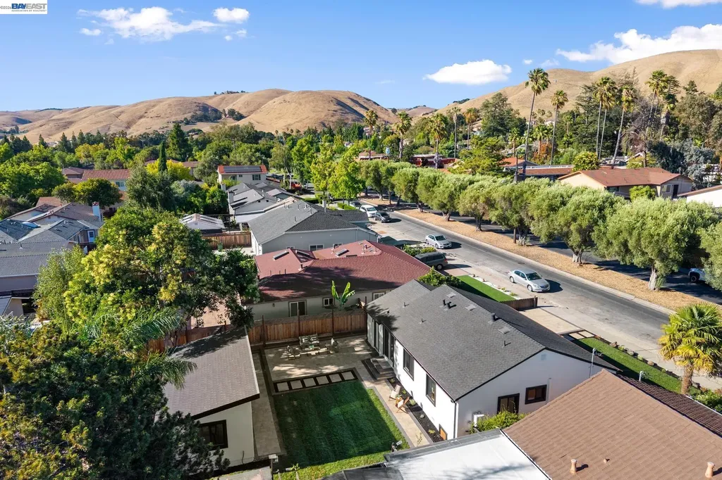 43163 Starr Street Fremont CA 94539