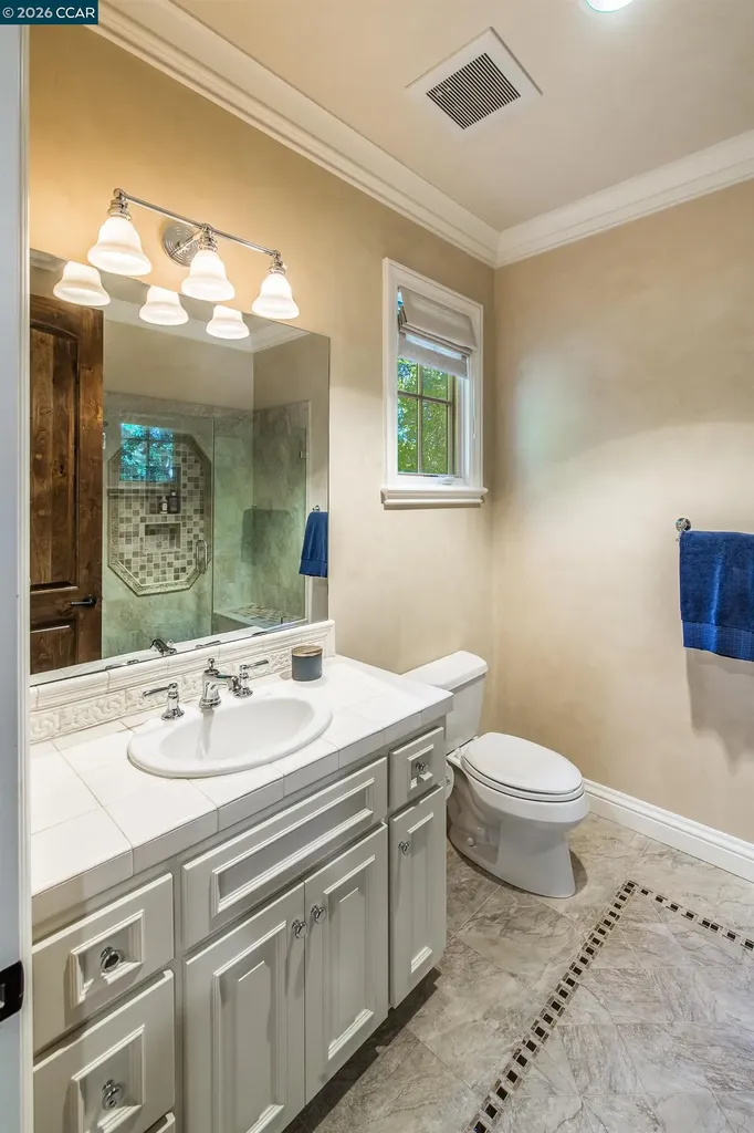 53 Hidden Oaks Drive Lafayette CA 94549