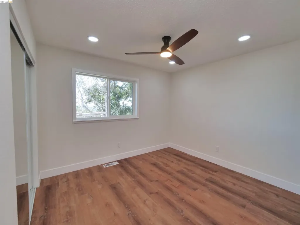 235 Toledo Court Vallejo CA 94591