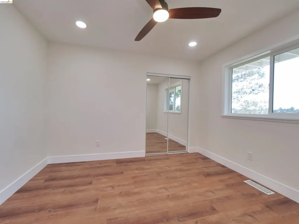 235 Toledo Court Vallejo CA 94591