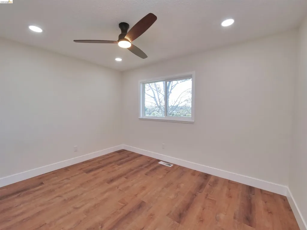235 Toledo Court Vallejo CA 94591