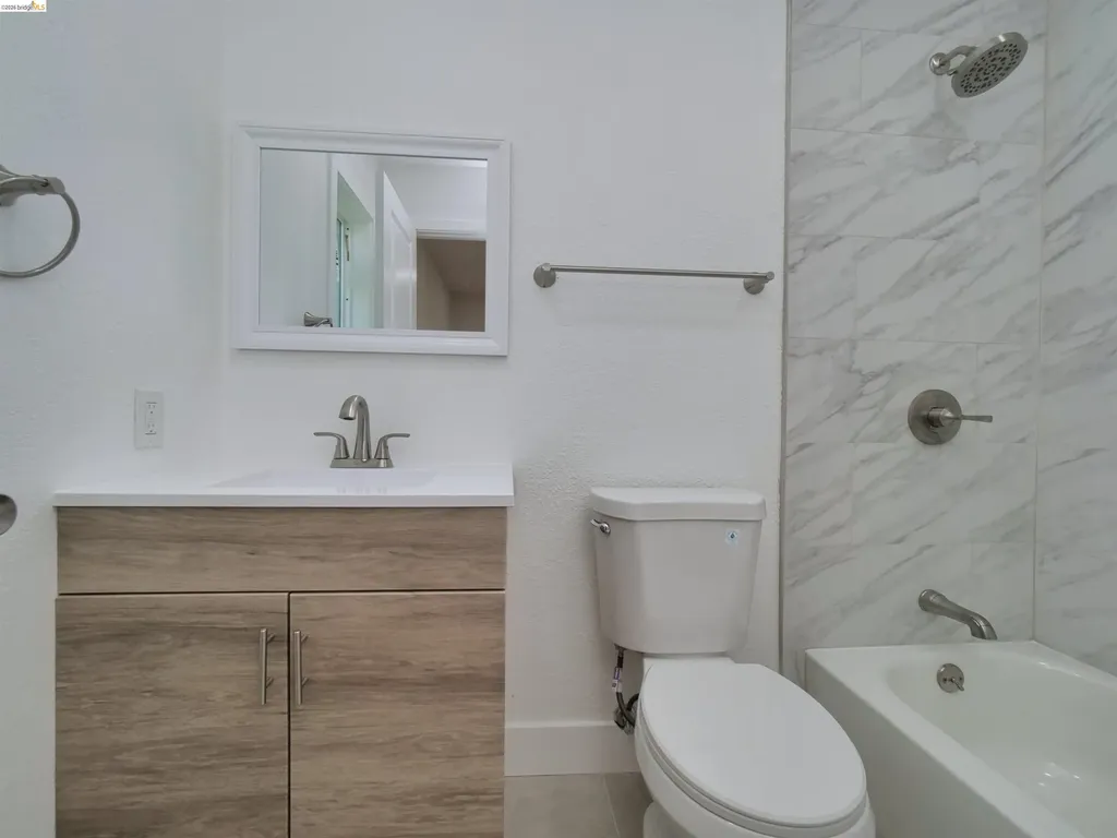 235 Toledo Court Vallejo CA 94591