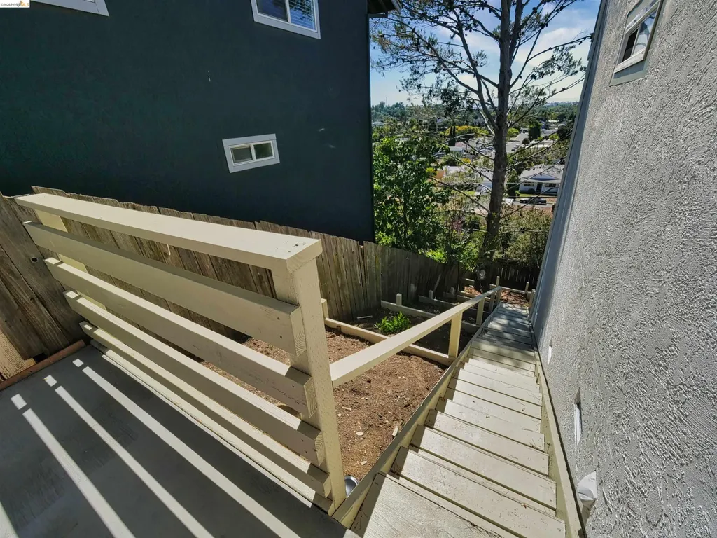 235 Toledo Court Vallejo CA 94591