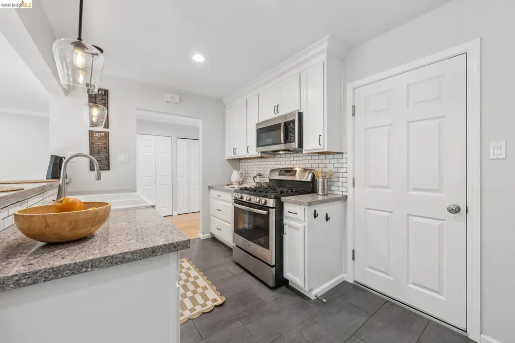 1036 Spring Court Hayward CA 94542