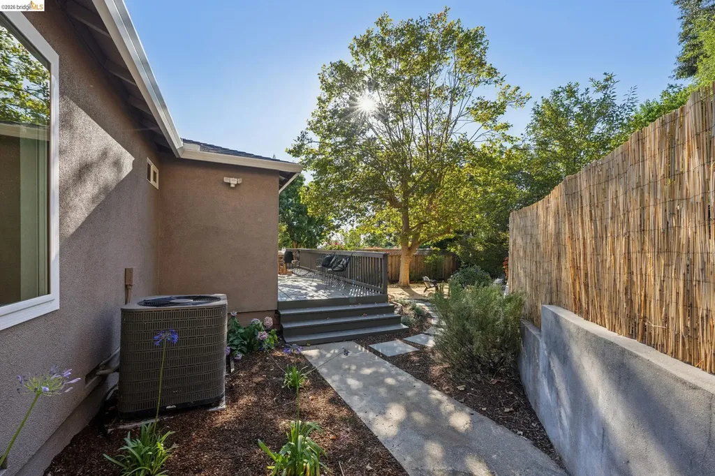 1036 Spring Court Hayward CA 94542
